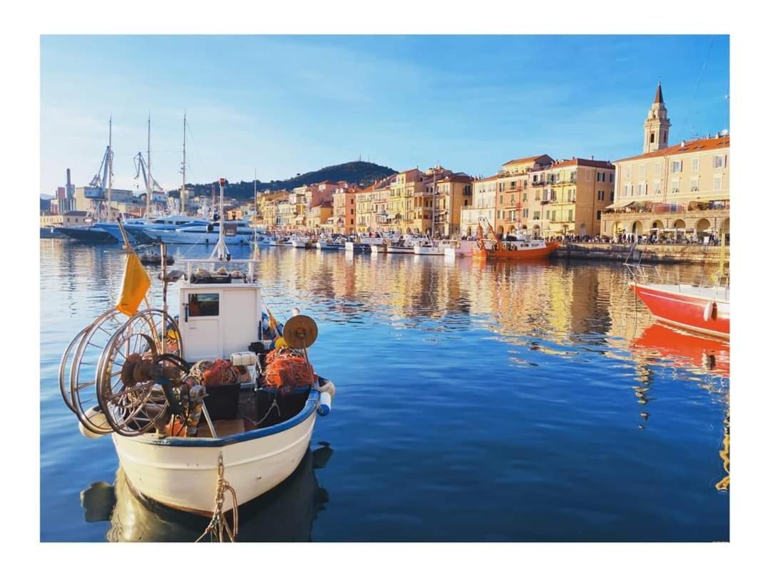 Pama Mar Appartement Imperia Buitenkant foto