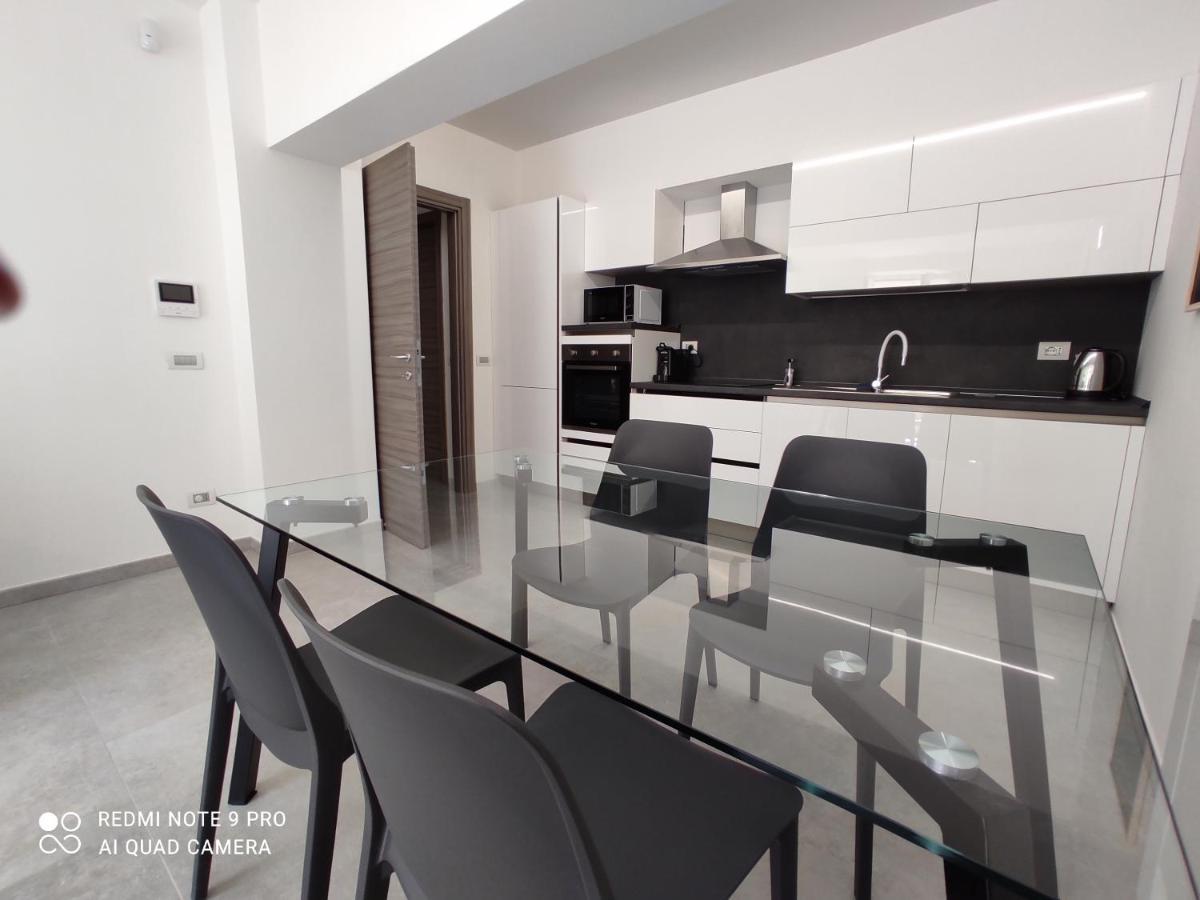 Pama Mar Appartement Imperia Buitenkant foto
